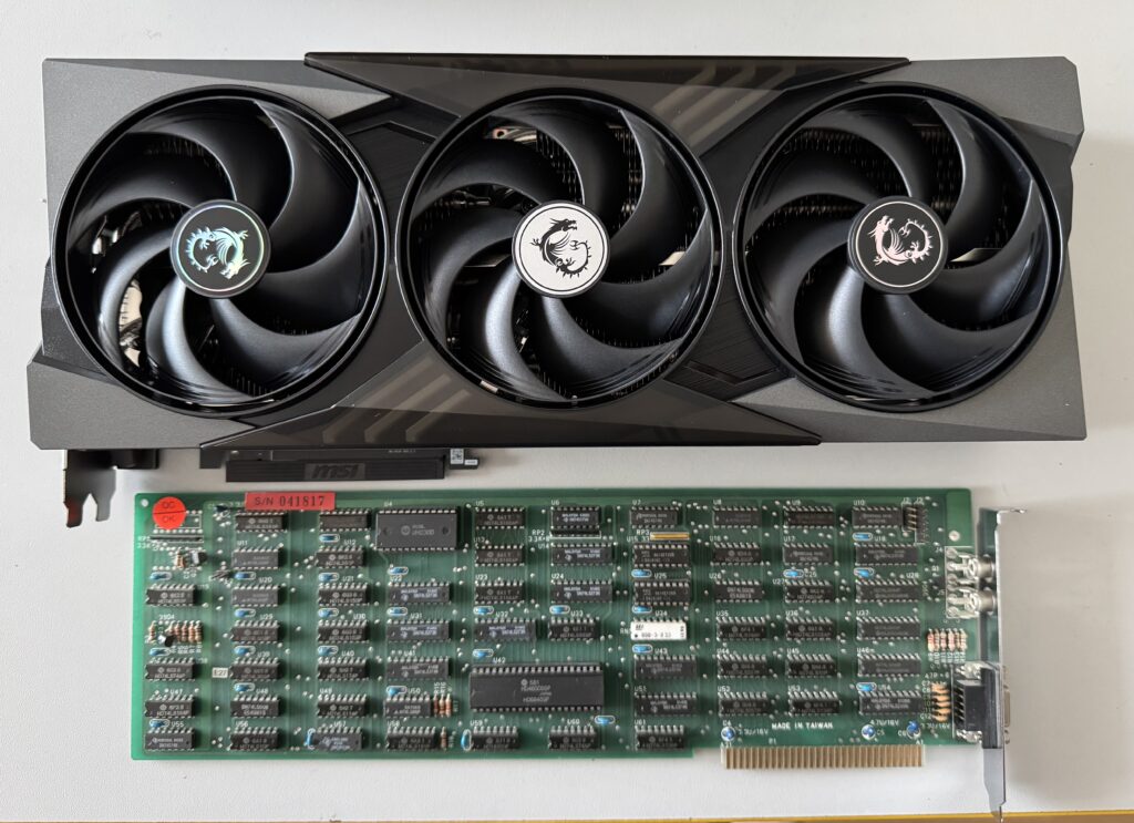 RTX 5090 Größenvergleich zur CGA Karte aus den 80ern