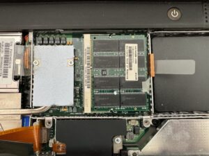 PowerBook G3 "Pismo" Arbeitsspeicher und CPU Kühler